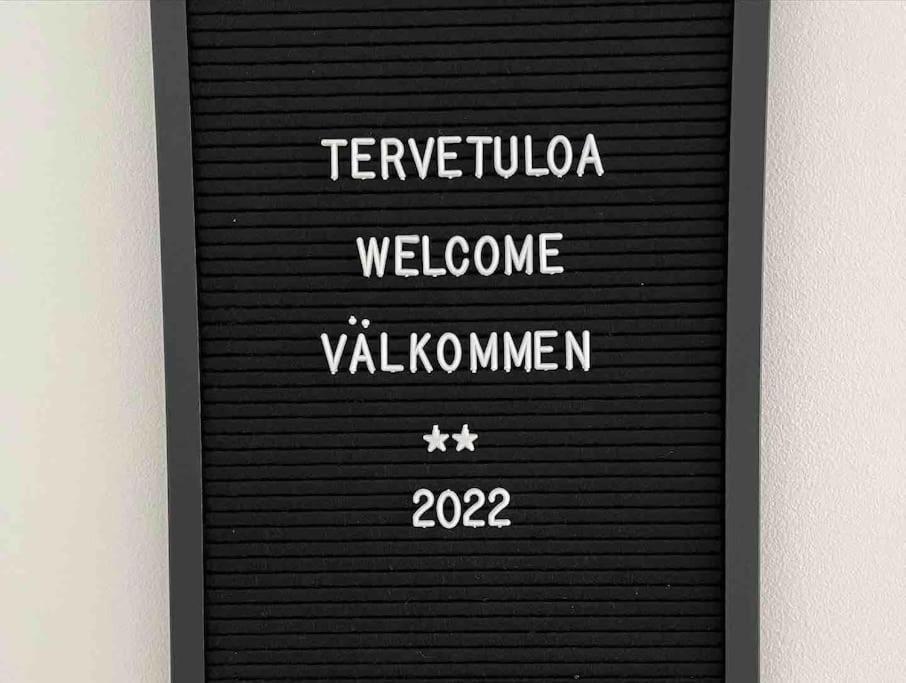 Keskusta Kaksio Tuomiokirkon Ja Yliopiston Laehellae Turku Exterior foto